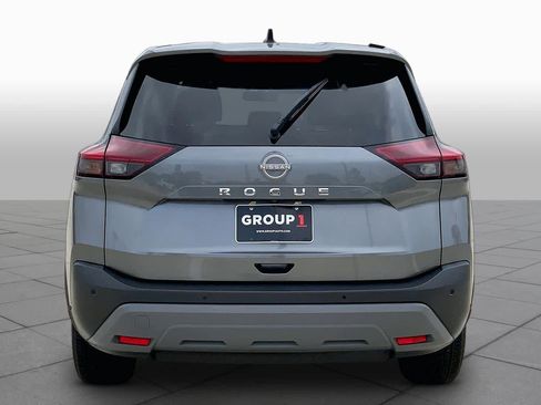 Used 2023 Nissan Rogue S FWD image 5