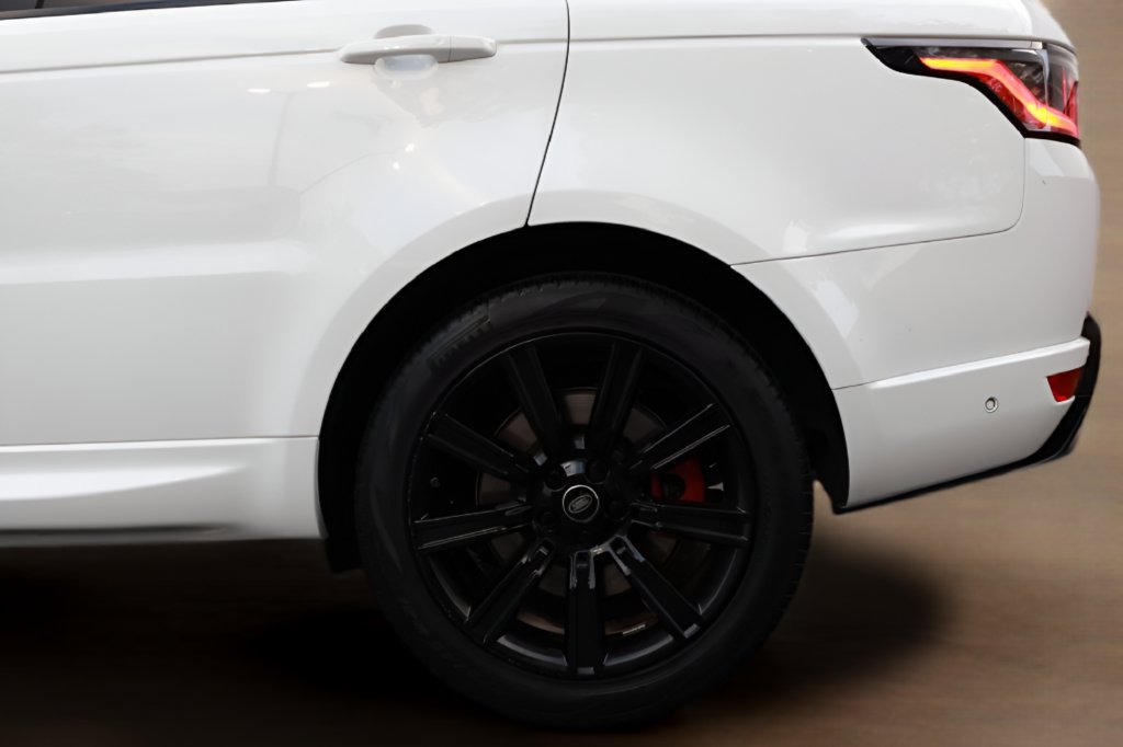 Used 2020 Land Rover Range Rover Sport HSE Dynamic AWD/4WD image 10