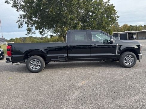 New 2026 Ford F350 Lariat RWD image 42