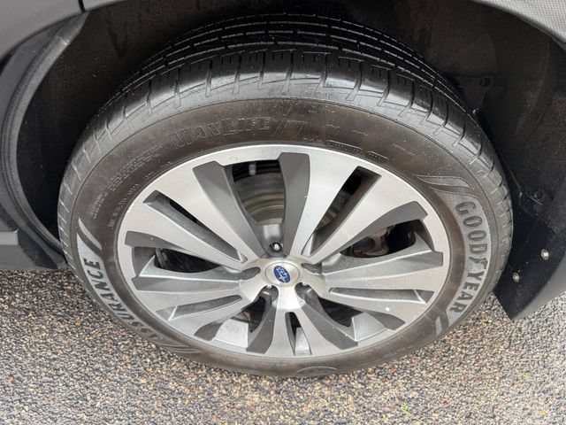 Used 2019 Subaru Ascent Limited AWD/4WD image 16