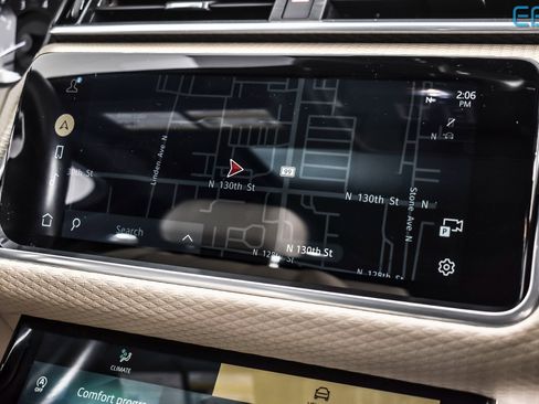 Used 2021 Land Rover Range Rover Velar R-Dynamic S image 26