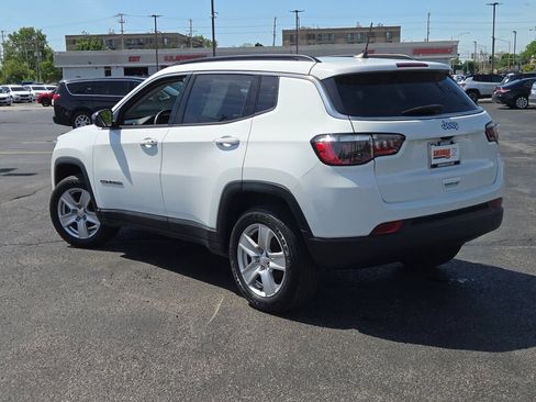 Used 2022 Jeep Compass Latitude w/ Sun and Sound Group AWD/4WD image 15