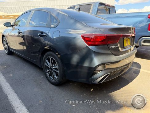 Used 2023 Kia Forte LXS FWD image 4