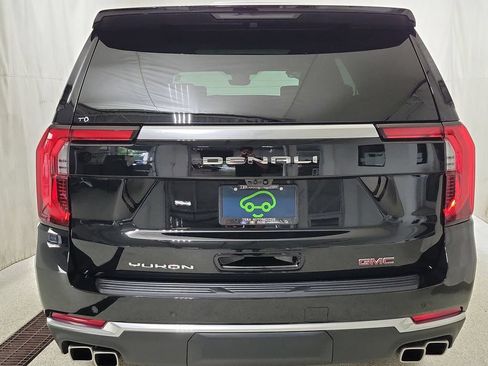 Certified 2025 GMC Yukon Denali w/ Denali Reserve Package AWD/4WD image 4