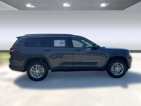 New 2025 Jeep Grand Cherokee L Laredo w/ Luxury Tech Group I image 8
