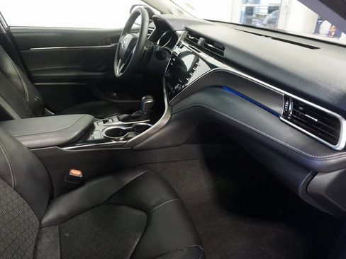 Certified 2018 Toyota Camry XSE image 25