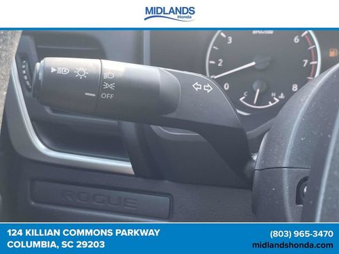 Used 2025 Nissan Rogue S AWD/4WD image 22