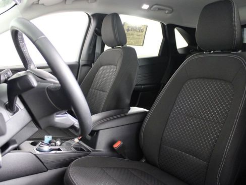 Used 2023 Ford Escape Active w/ Tech Pack #1 FWD image 19
