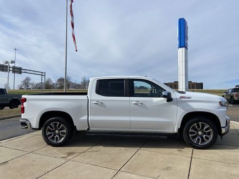 Used 2020 Chevrolet Silverado 1500 LT w/ All-Star Edition image 12