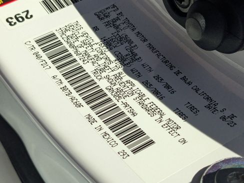 Used 2023 Toyota Tacoma TRD Off-Road image 34