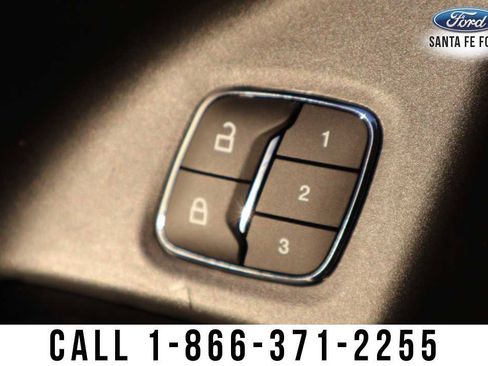 Used 2022 Ford Expedition Max XLT image 14