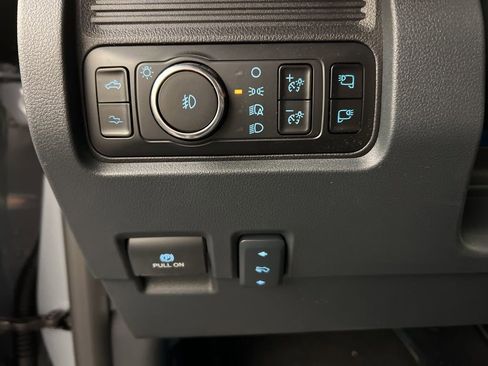 New 2025 Ford F350 Platinum w/ Snow Plow Prep Package image 27