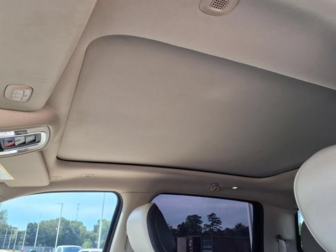 Used 2020 RAM 1500 Limited AWD/4WD image 12