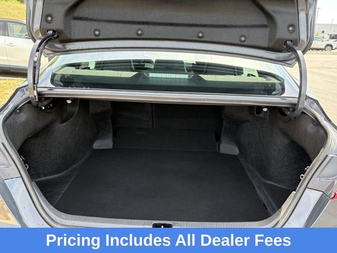 Used 2025 Toyota Camry SE w/ Convenience Package AWD/4WD image 12