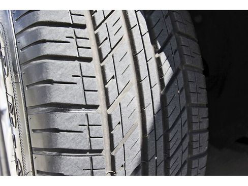 Used 2022 Chrysler Pacifica Touring-L image 31