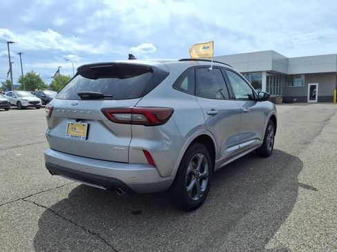 Certified 2024 Ford Escape ST-Line w/ Tech Pack #1 AWD/4WD image 7