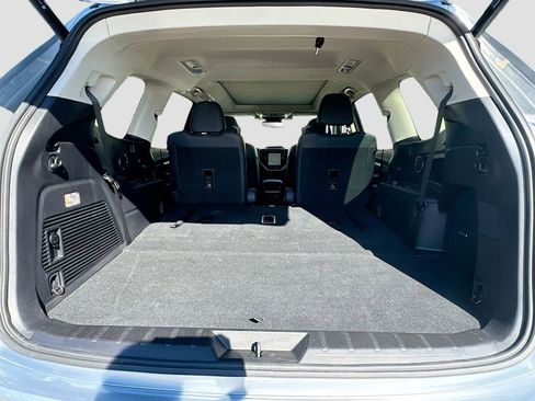 Certified 2023 Subaru Ascent Limited w/ Technology Package image 35