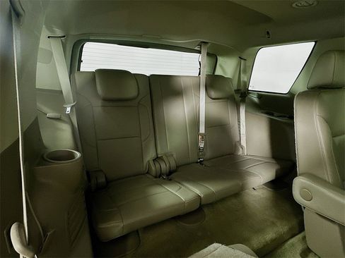 Used 2015 GMC Yukon SLT w/ Open Road Package image 35