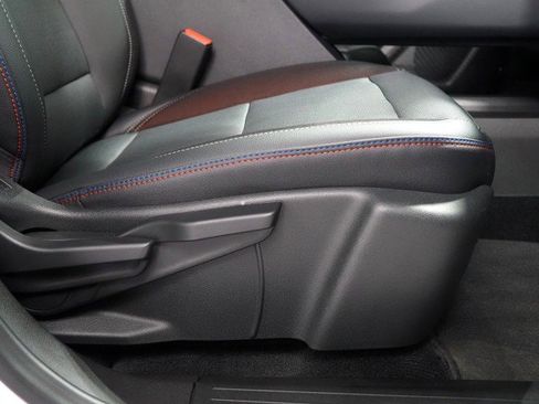 Used 2024 Chevrolet Equinox EV RS image 69