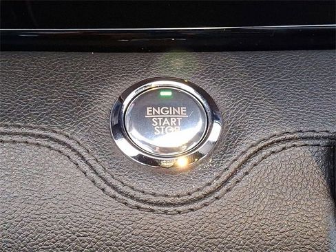 Used 2023 Lincoln Navigator Reserve image 25