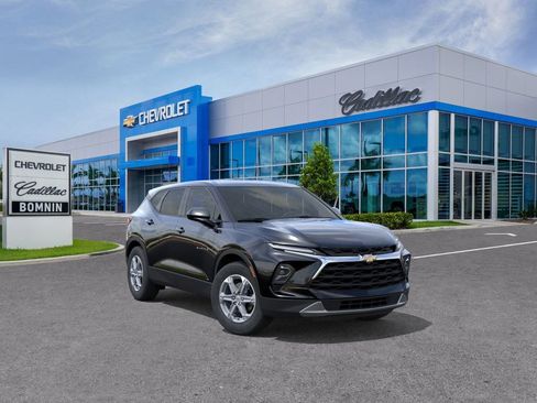 New 2026 Chevrolet Blazer LT FWD image 2
