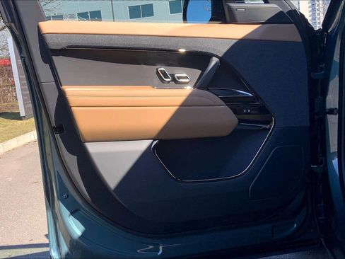 New 2026 Land Rover Range Rover Sport SE image 10