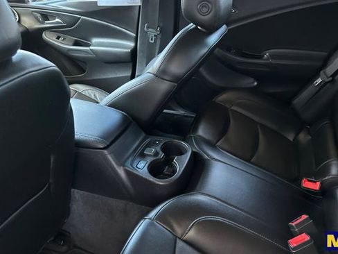 Used 2018 Chevrolet Volt Premier w/ Driver Confidence Package image 14