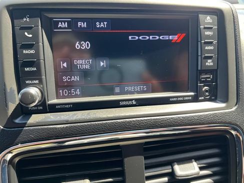 Used 2019 Dodge Grand Caravan SXT FWD image 20