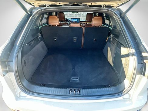 Used 2022 Lincoln Nautilus Reserve w/ Luxury Package image 25