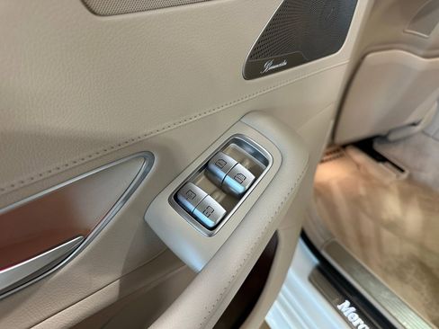 Used 2018 Mercedes-Benz S 450 Sedan image 35