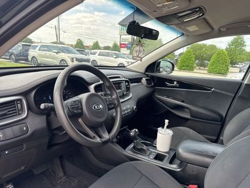 Used 2016 Kia Sorento L FWD image 27