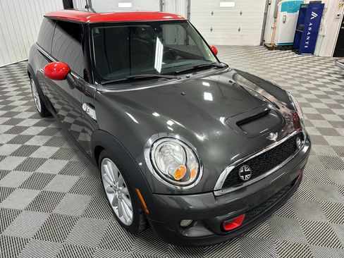 Used 2013 MINI Cooper S image 5