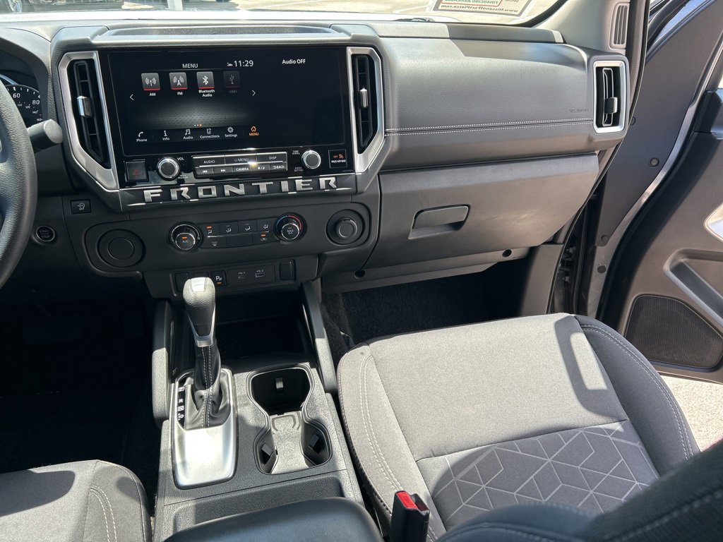 Certified 2025 Nissan Frontier SV RWD image 13