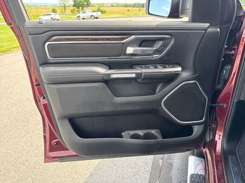 Used 2019 RAM 1500 Laramie AWD/4WD image 24