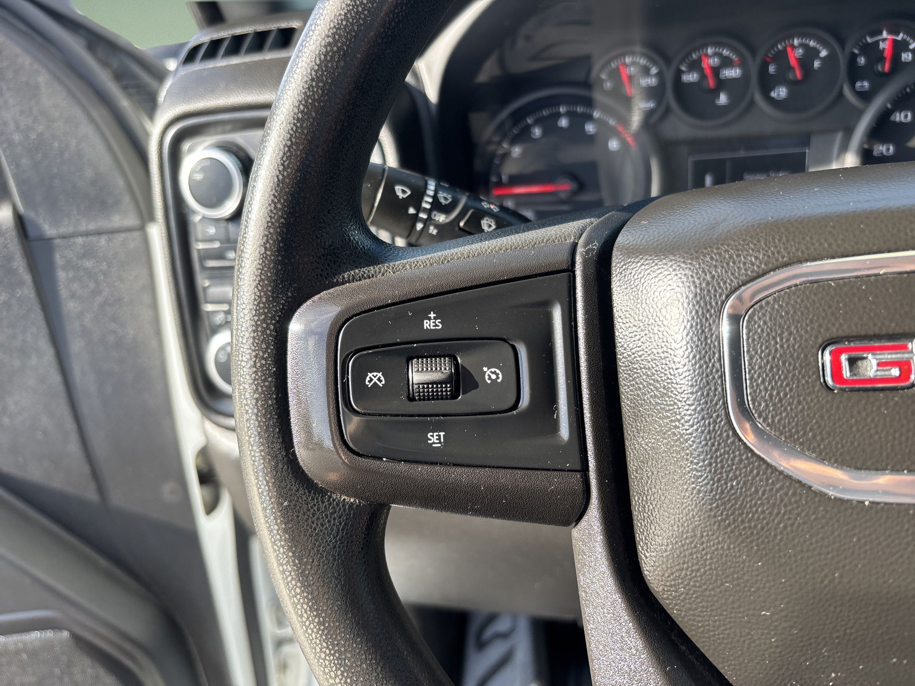 Used 2022 GMC Sierra 2500 Pro w/ Convenience Package AWD/4WD image 13