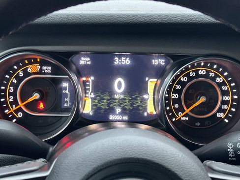 Used 2021 Jeep Wrangler Unlimited Sport image 28