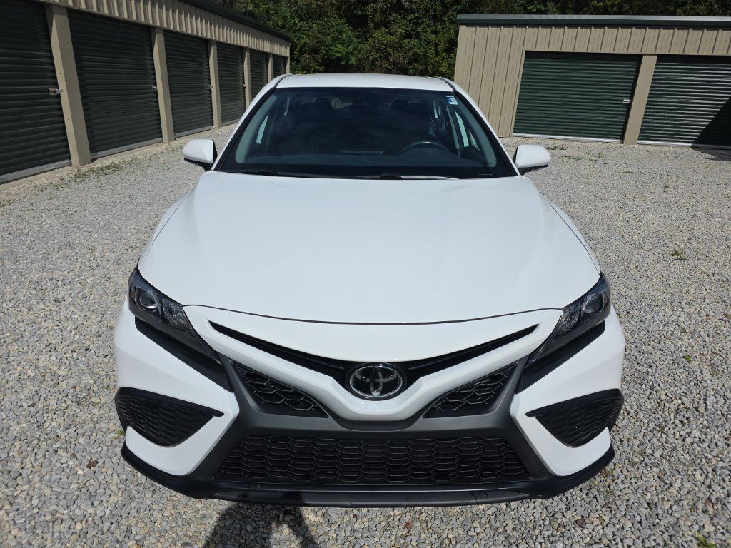 Certified 2024 Toyota Camry SE AWD/4WD image 9