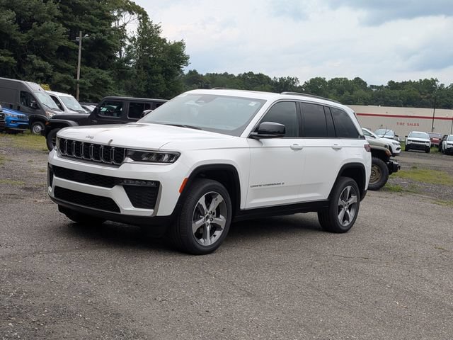 New 2026 Jeep Grand Cherokee Limited AWD/4WD image 7
