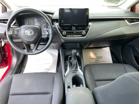Used 2023 Toyota Corolla LE FWD image 13