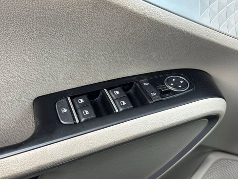 Used 2021 Kia Soul LX image 10