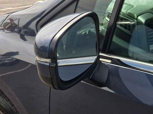 Certified 2025 Honda Odyssey EX-L image 11