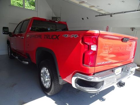 Used 2024 Chevrolet Silverado 2500 LTZ w/ LTZ Convenience Package AWD/4WD image 19