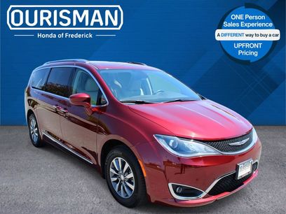 Used 2020 Chrysler Pacifica Touring-L Plus