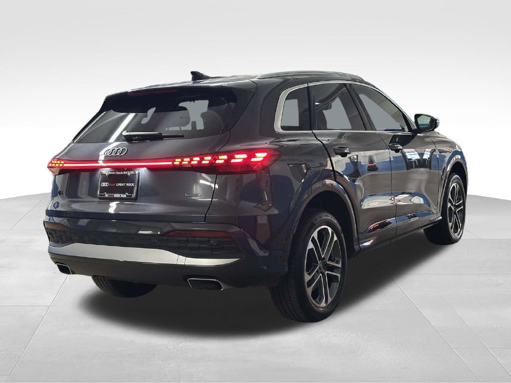 Used 2025 Audi Q5 Premium w/ Convenience Package AWD/4WD image 10