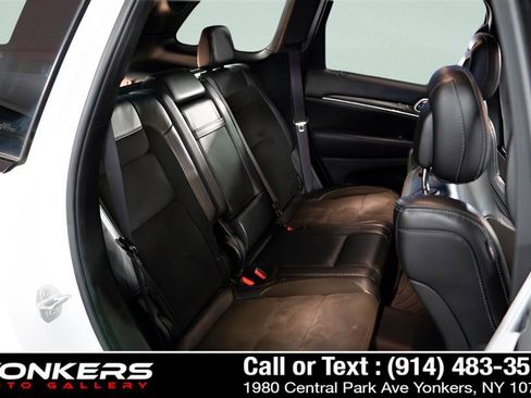 Used 2021 Jeep Grand Cherokee SRT image 30