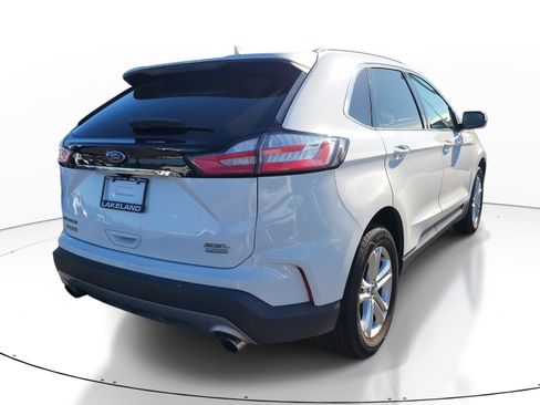 Used 2019 Ford Edge SEL w/ Equipment Group 201A image 4