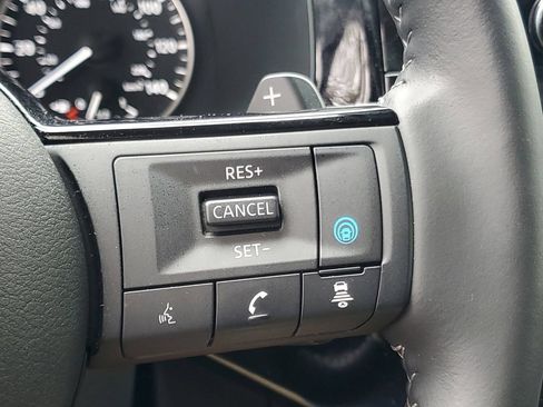Certified 2025 Nissan Pathfinder SL FWD image 20
