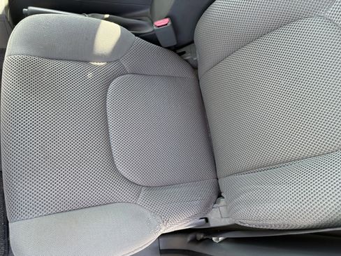 Used 2008 Nissan Frontier SE w/ SE Value Truck Pkg image 10