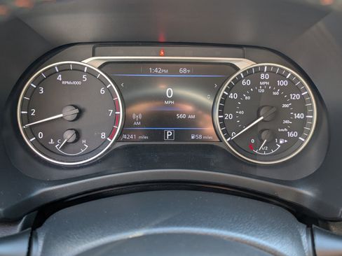 Certified 2024 Nissan Sentra SR w/ SR Premium Package image 32