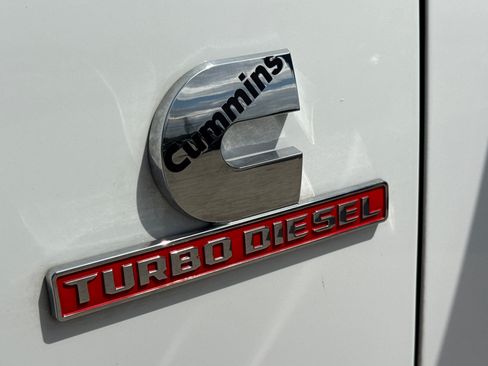 Used 2026 RAM 3500 Laramie AWD/4WD image 7